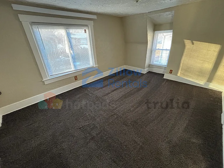 2347 15th St SW — Photo 12