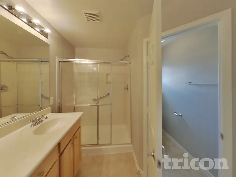 9273 Grassy Weep Ct — Photo 11