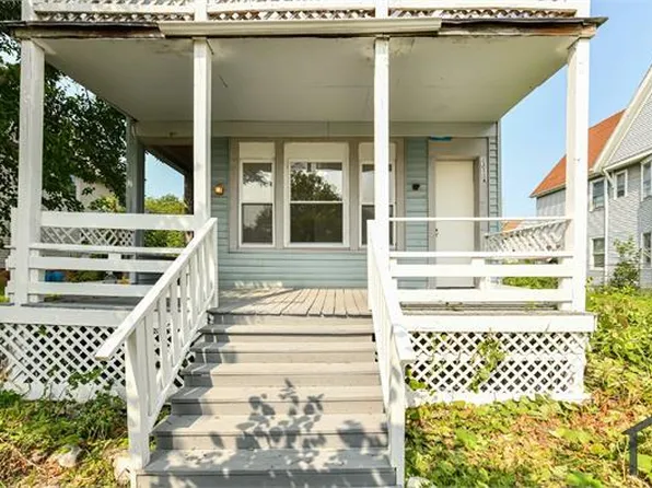 2111 N 34th St, Milwaukee, WI 53208