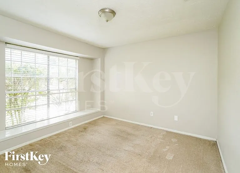 7603 Stamen Dr — Photo 11