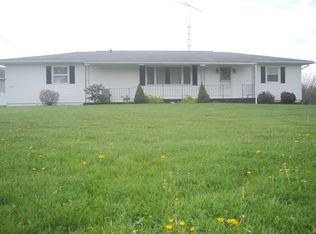 4482 Columbus Rd, Wooster, OH 44691