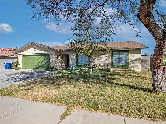 2nd image of 6068 E 43rd Pl