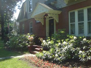 87 Forest Glen Rd, Longmeadow, MA 01106