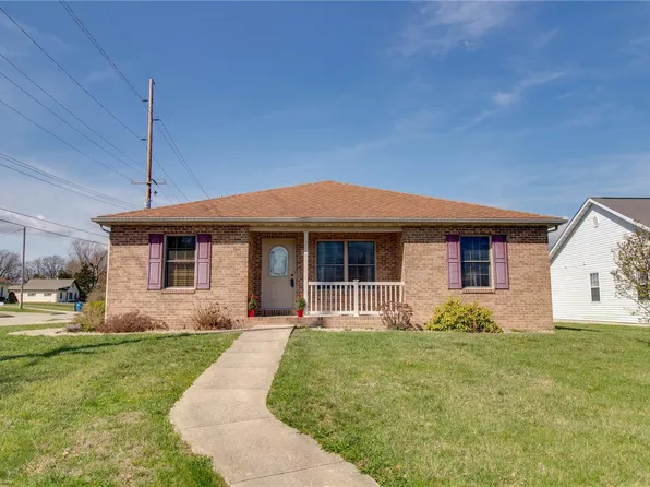 100 N June St, Jerseyville, IL 62052