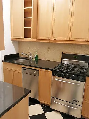 Rented by Bank Neary | media 66