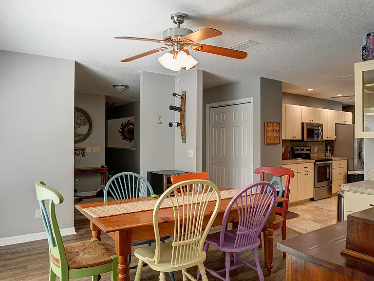 220 N Country Club Dr — Photo 22