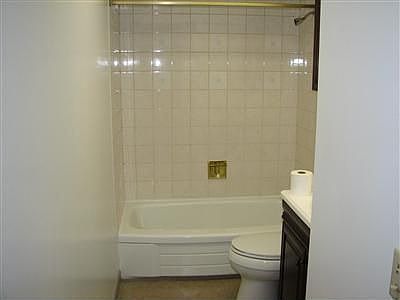4th image of 13526 Heatherwood Dr