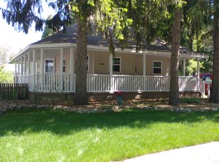 1406 W Pine St, Midland, MI 48640