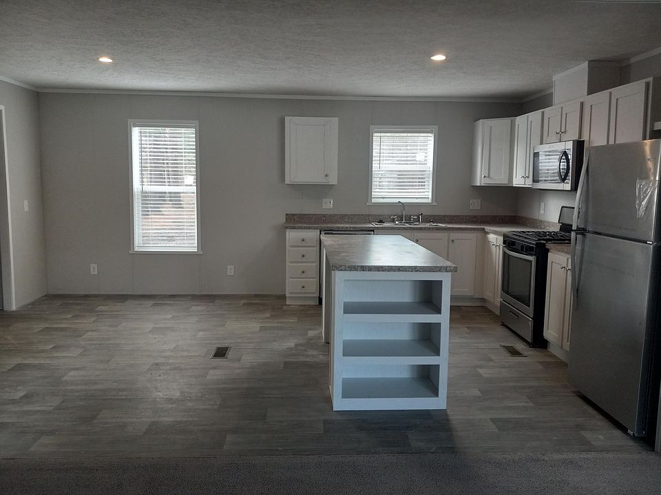 1st image of 134 Birch Ct #134