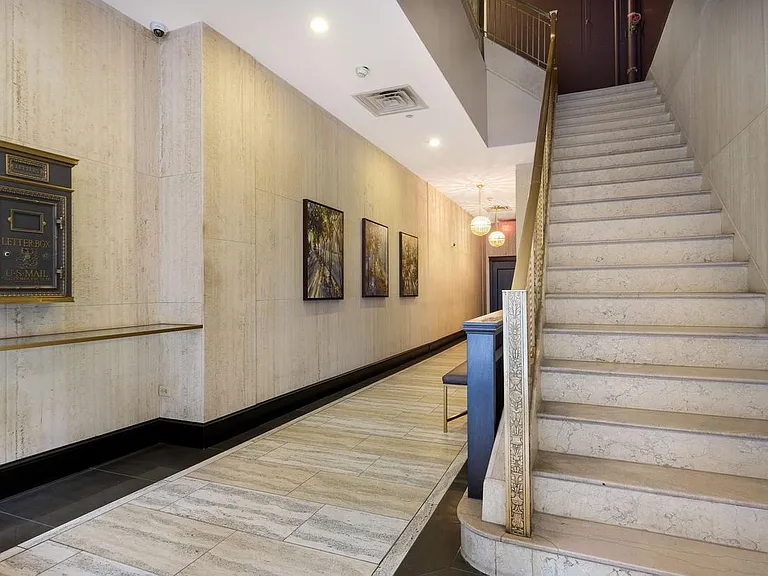 1737 Chestnut St #701 — Photo 31
