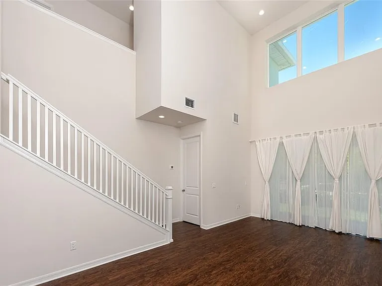 1510 Figleaf Ln — Photo 4