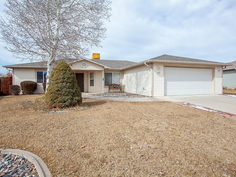 1st image of 163 Drumlin Cir
