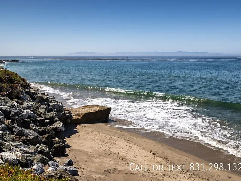 22660 E Cliff Dr — Photo 23