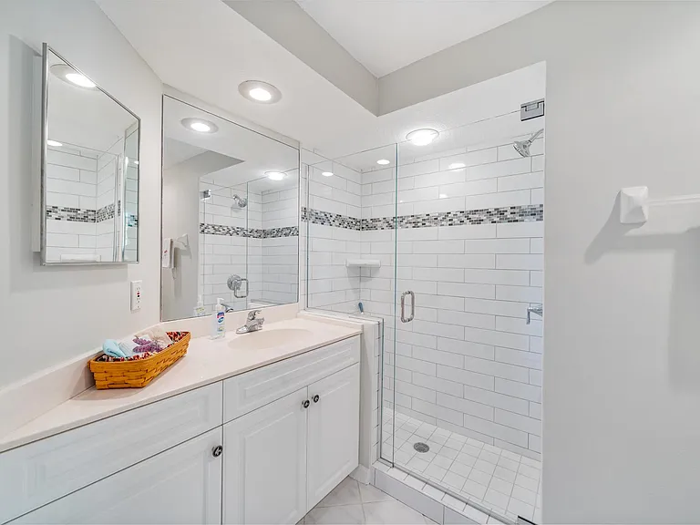181 Lenell Rd #1B — Photo 26