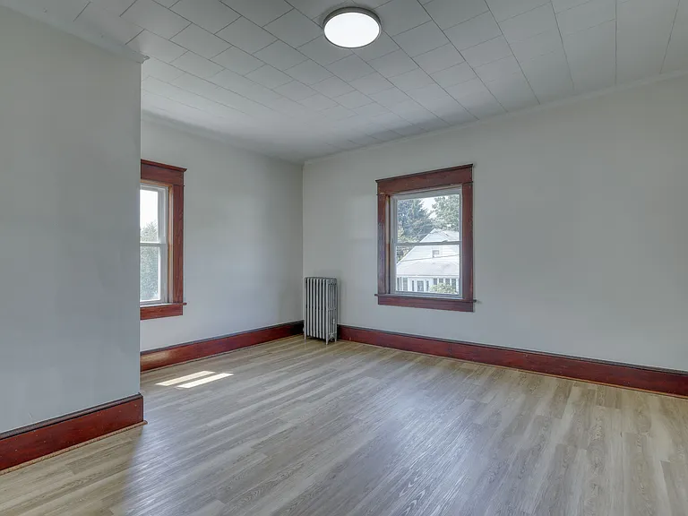 16 Florida Ave — Photo 11