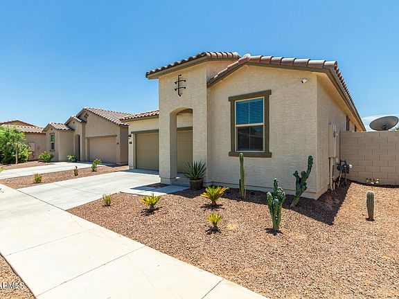 3rd image of 40015 W Crane Dr