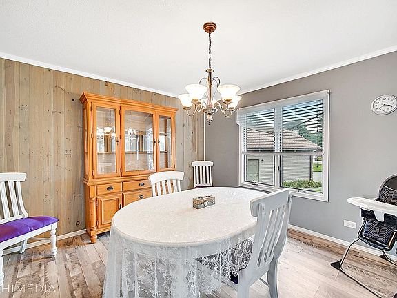 5th image of 439 N Thames Ct