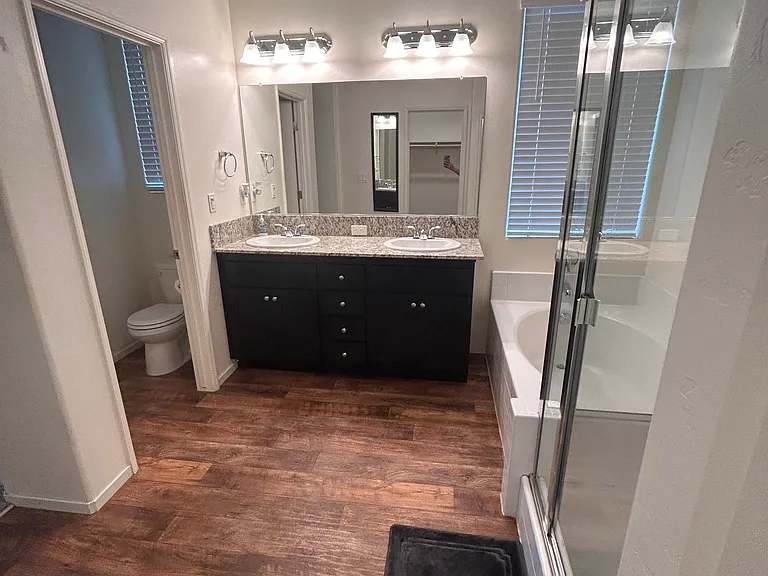 1296 Sparrow Dr — Photo 9