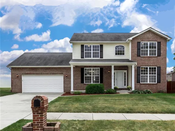 2614 London Ln, Shiloh, IL 62221