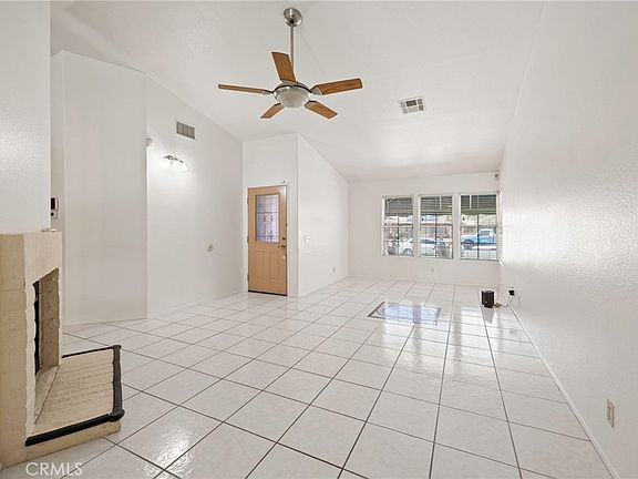 5th image of 43395 Peartree Ln