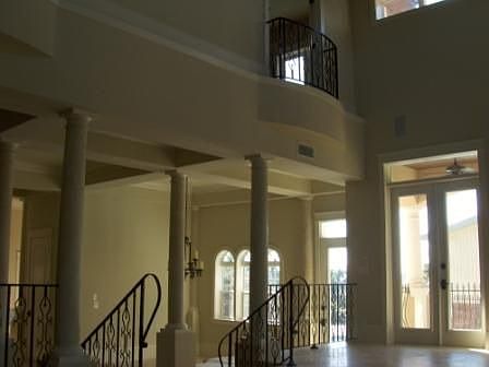2nd image of 280 Beach Dr