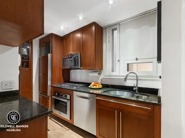 40 West 67th Street 3D image 6 of 7
