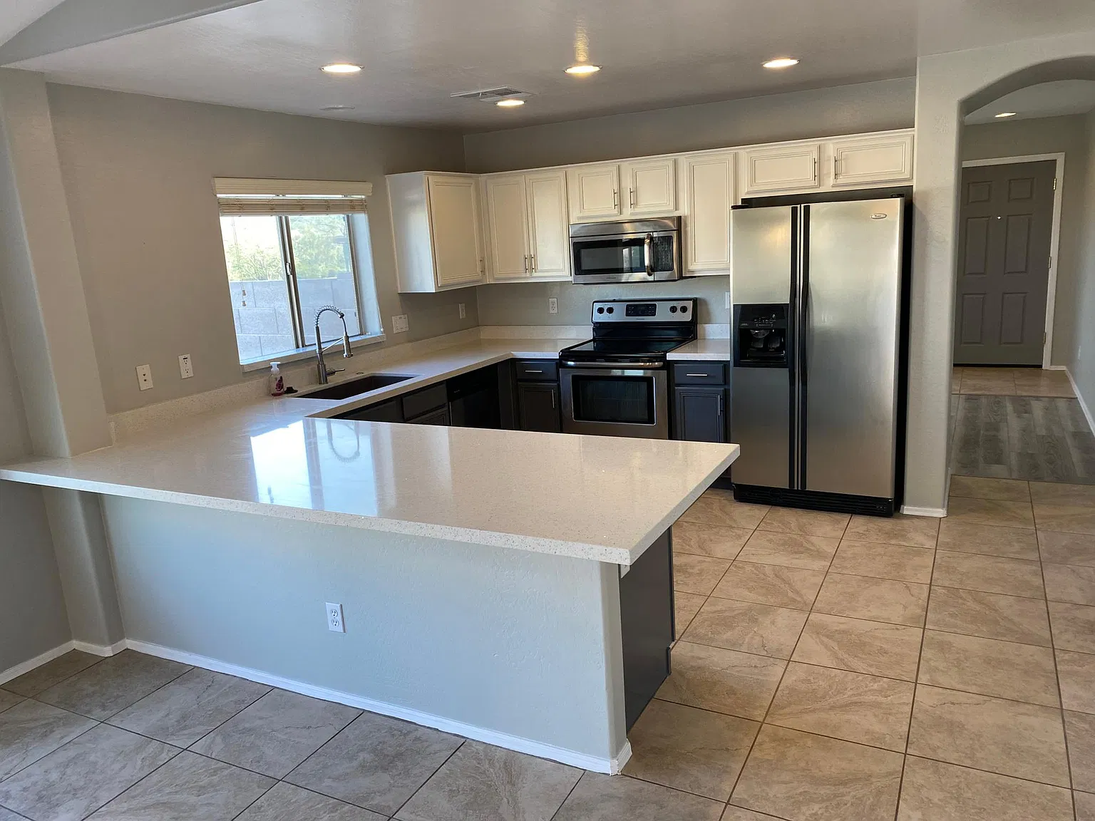 3 bed, 1520 sqft, $2,095 — Photo 2