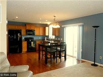 3rd image of 745 Tiffany Ln