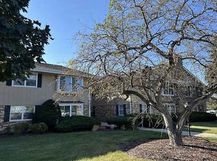 5901 W Brown Deer Rd Unit 209, Milwaukee, WI 53223