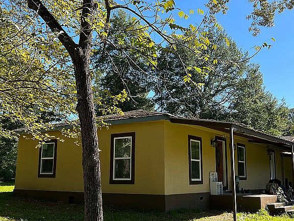 4th image of 1401 Nash Dr