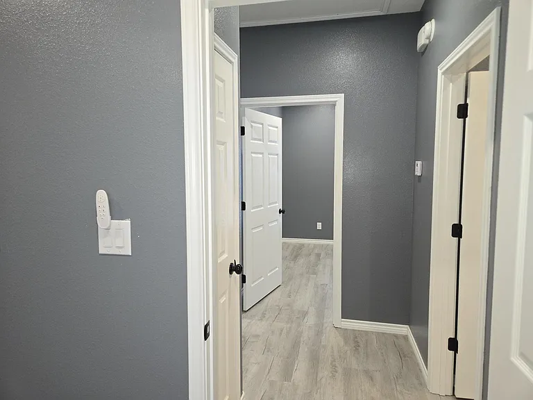 409 S Steen Dr #104 — Photo 8