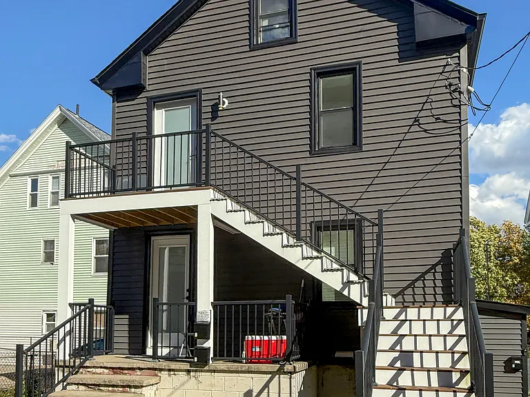39 Schofield St #B — Photo 7