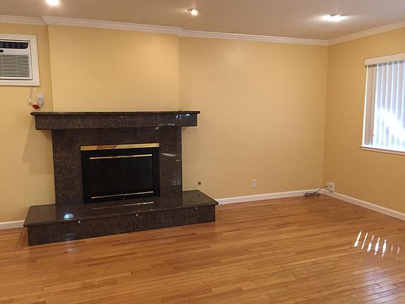 3rd image of 3993 Starview Dr APT 1