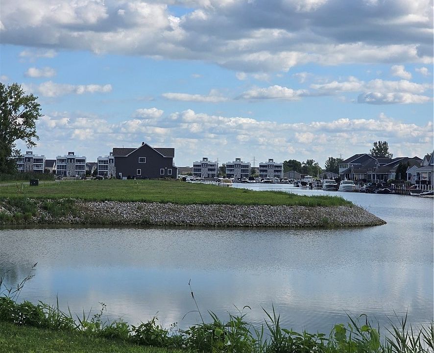 1st image of 2334 S Yacht Club Dr S