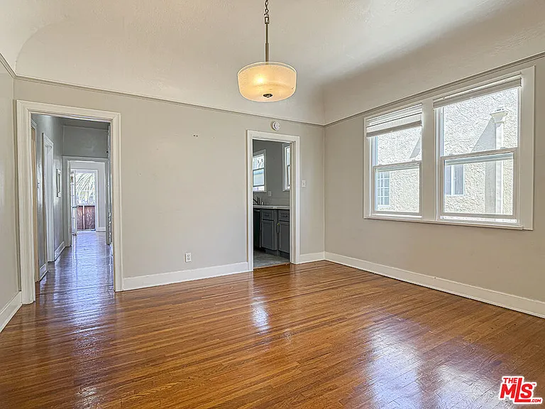 733 N Ridgewood Pl #735-1/2 — Photo 8