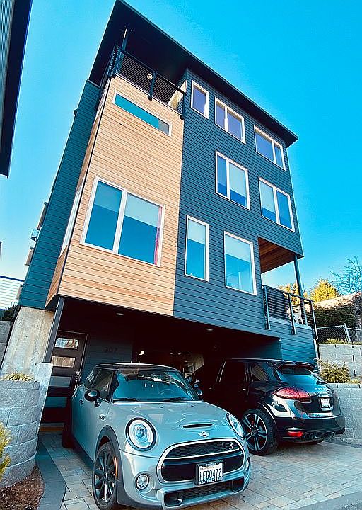 1st image of 307 4th Ave #2