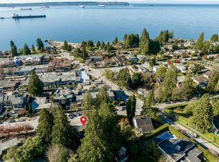 2493 Haywood Ave, West Vancouver, BC V7V 1Y2