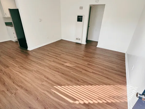 India and Kettner Street