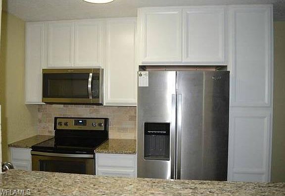 3rd image of 4627 Bayshore Dr APT I3