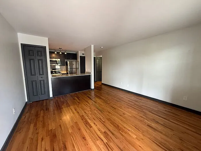 517 Veritas St #2 — Photo 4