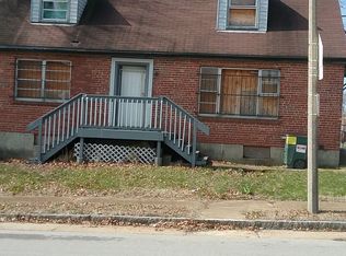 2100 E College Ave, Saint Louis, MO