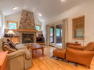 204 City View Dr, Minnetonka, MN 55305