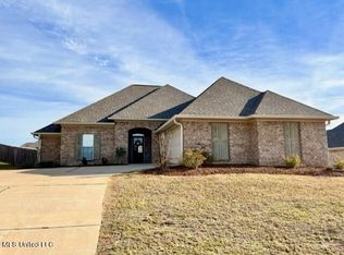 518 Carrington Dr, Brandon, MS 39042