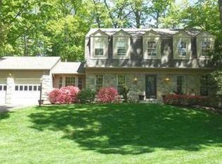 11807 Wayland St, Oakton, VA 22124