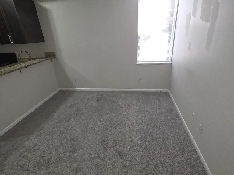 242 5th St #2J — Photo 4