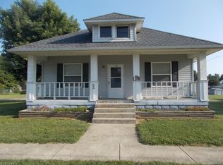 62 4th St, Frazeysburg, OH
