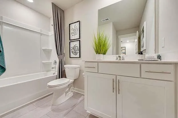 763 Mickelson Way — Photo 8