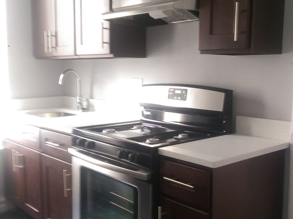 1st image of 302 Eastern Pkwy APT 06A