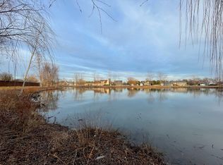 31 Nightingale Cir, Camargo, IL 61919