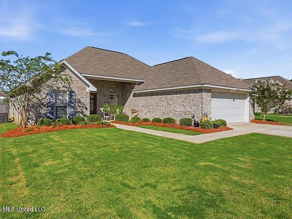 3rd image of 1204 Addison Ln